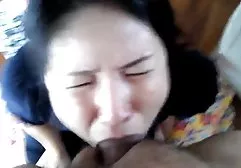 الساخنة جذابة البالغ من العمر 20 عاما في الصالة سكس سعودي مسرب الرياضية
