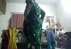 الآسيوية في سن المراهقة فتاة يوكي موري يحصل سكس سعودي الشيخ بندر سوداء الديك في الفرج
