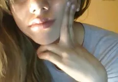 الدجاج كبير من الأصابع سكس سعودي قذف في المهبل