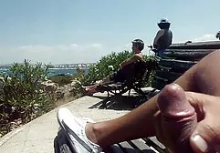 كبيرة عارية عارية الهدم سكس عربي سعودية