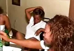 بي-بي-سي ، بعض من أفضل و أهم أسود الشعر الجميلة تايلور سكس سعودي اجنبي
