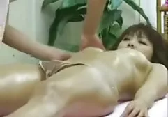 في باحة الفتيات سكس سعودي طياز في غرب نحيف السحاقيات